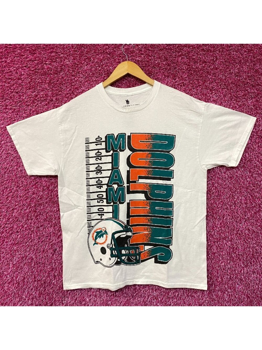 Miami Dolphins Yardage Graphic Design T-shirt Medium